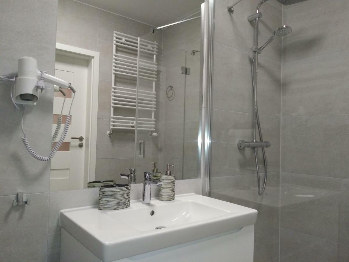 Apartament Z Wellness Nadmorskie Tarasy Kołobrzeg Extérieur photo